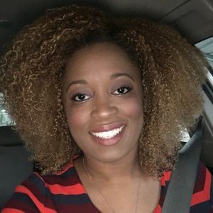 Meet your Posher, Ebony